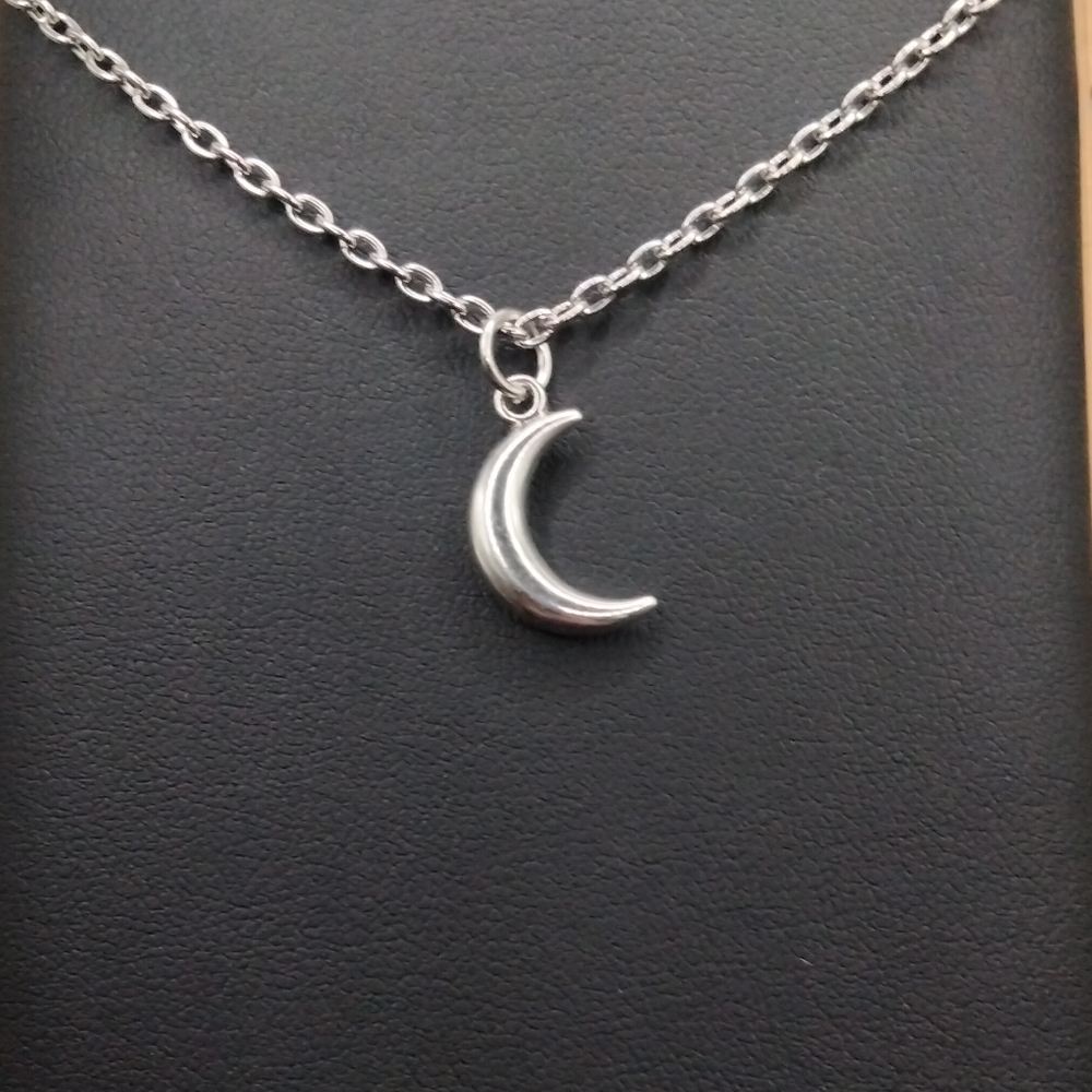 Sliver Moon Necklace